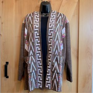 Lían de Marqlop indigenous design sweater with hood